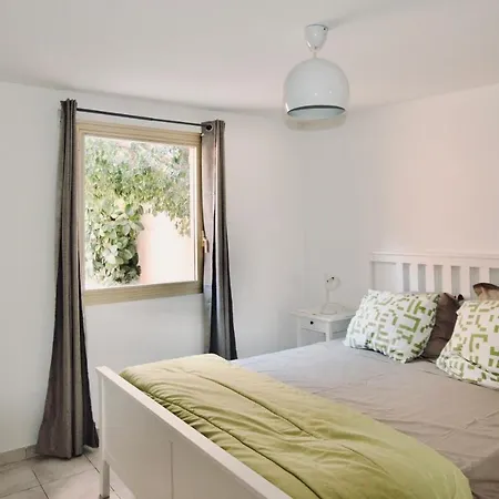 Willa Pavillon Lilly *