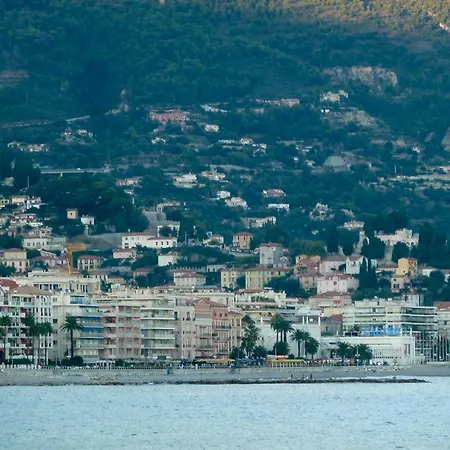 Pavillon Lilly Villa *