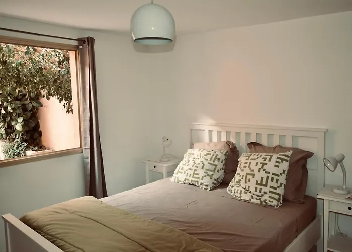 Pavillon Lilly * Mentona