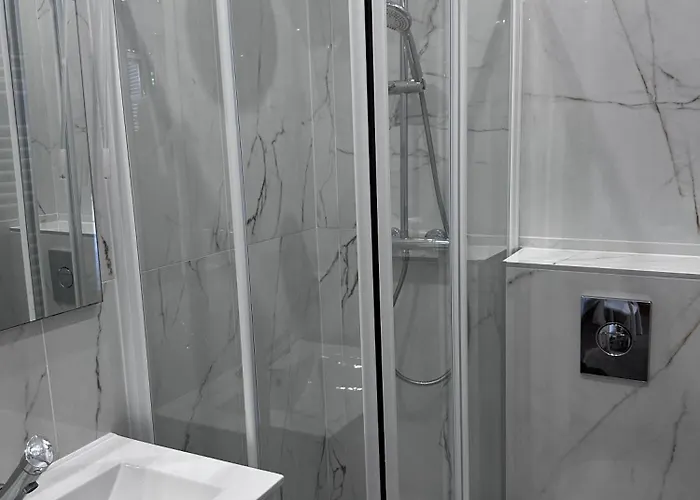 Willa Pavillon Lilly