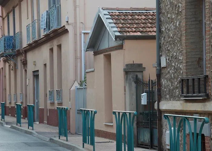 Willa Pavillon Lilly